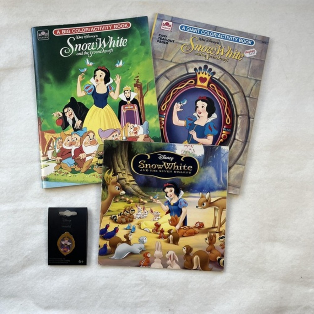 Snow White Disney 3 Book Lot Coloring Activity Golden + Loungefly‎ Pin